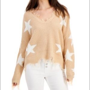 NEW - Just Polly long sleeves distressed sweater